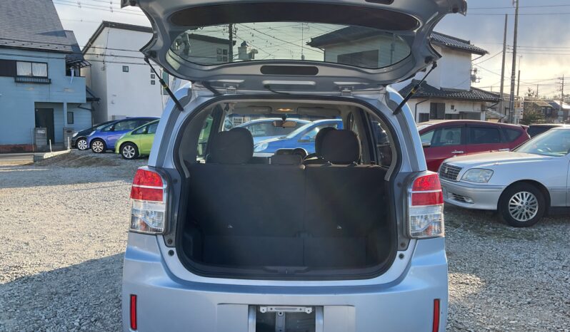 
2012 Toyota Spade full									