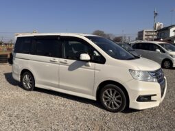 
Honda Stepwagon Spada 2010 full									
