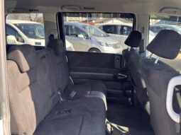 
Honda Stepwagon Spada 2010 full									