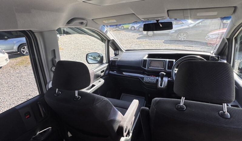 
Honda Stepwagon Spada 2010 full									