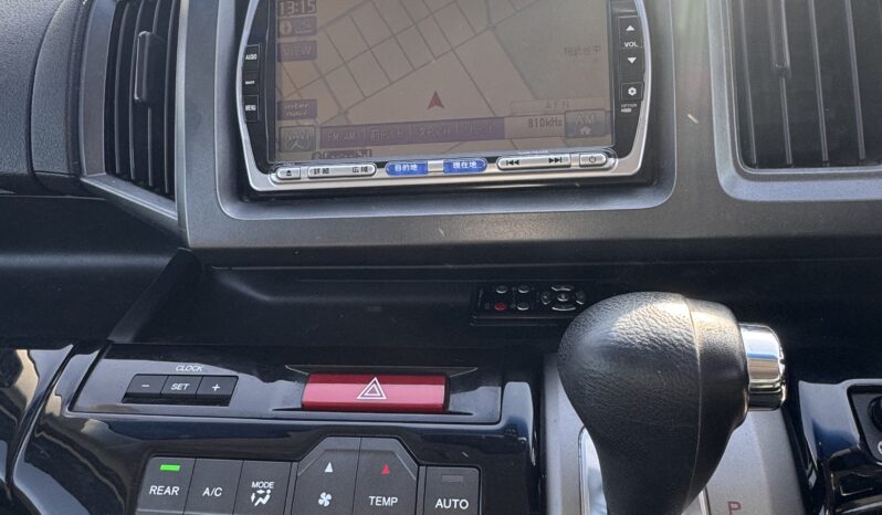 
Honda Stepwagon Spada 2010 full									