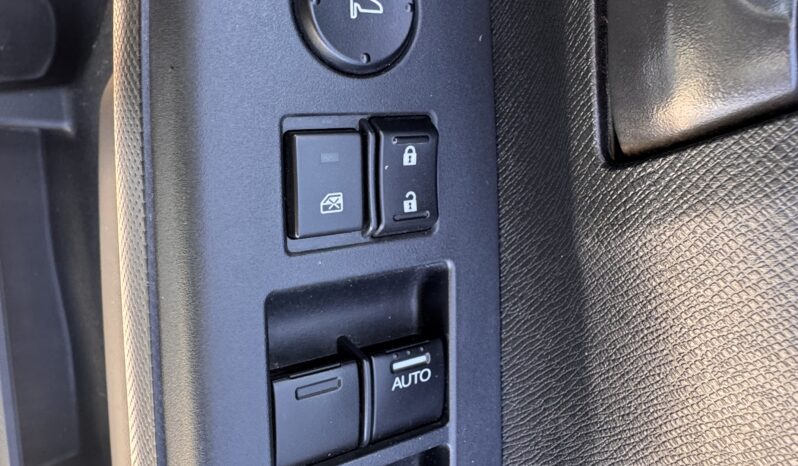 
Honda Stepwagon Spada 2010 full									