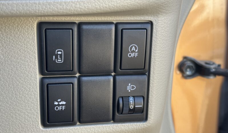 
2013 Suzuki Spacia full									