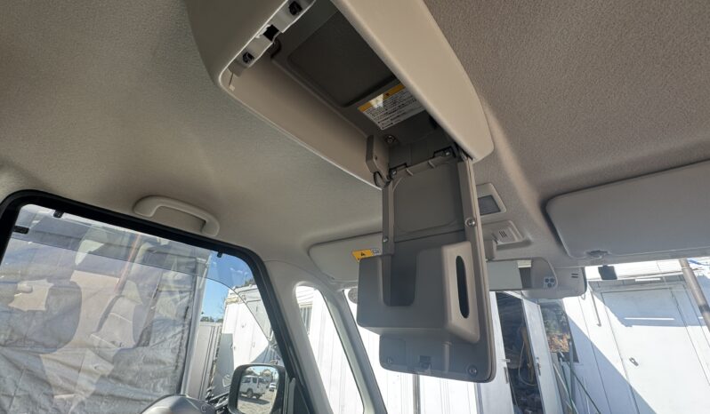 
2013 Suzuki Spacia full									