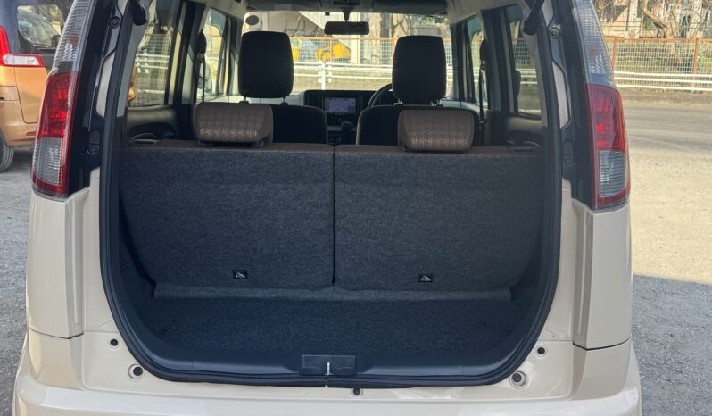 
2014 Nissan Moco full									