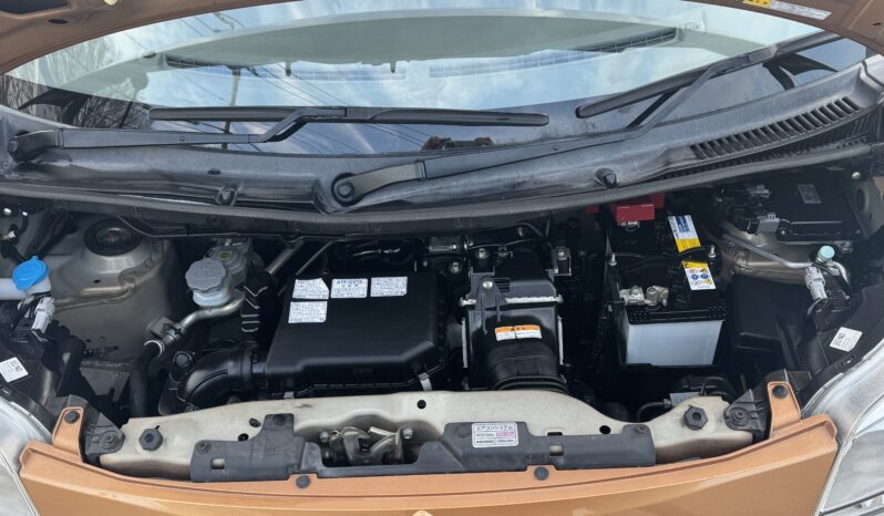 
2013 Suzuki Spacia full									