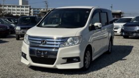 Honda Stepwagon Spada 2010