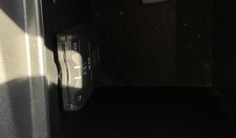 
2009 Toyota Vellfire full									