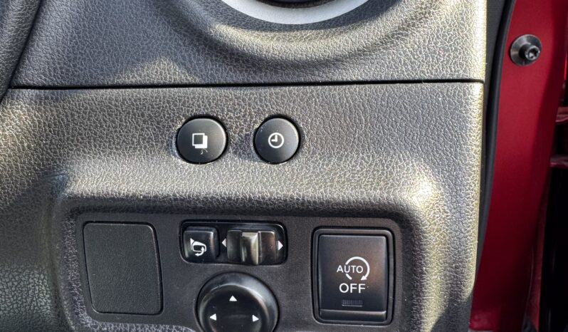 
2013 Nissan Note full									