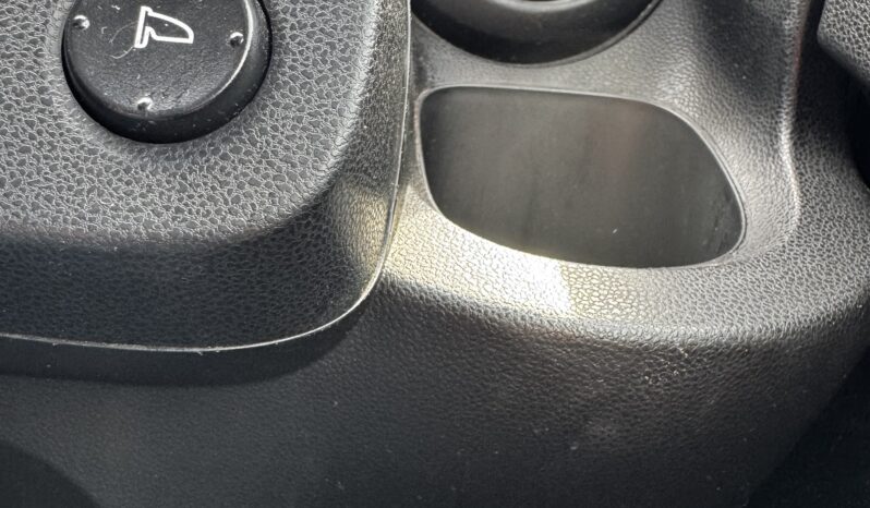 
2011 Honda Freed Hybrid full									