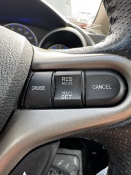 
2011 Honda Freed Hybrid full									