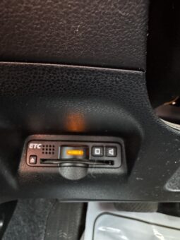 
2011 Honda Freed Hybrid full									