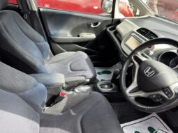 
2011 Honda Freed Hybrid full									