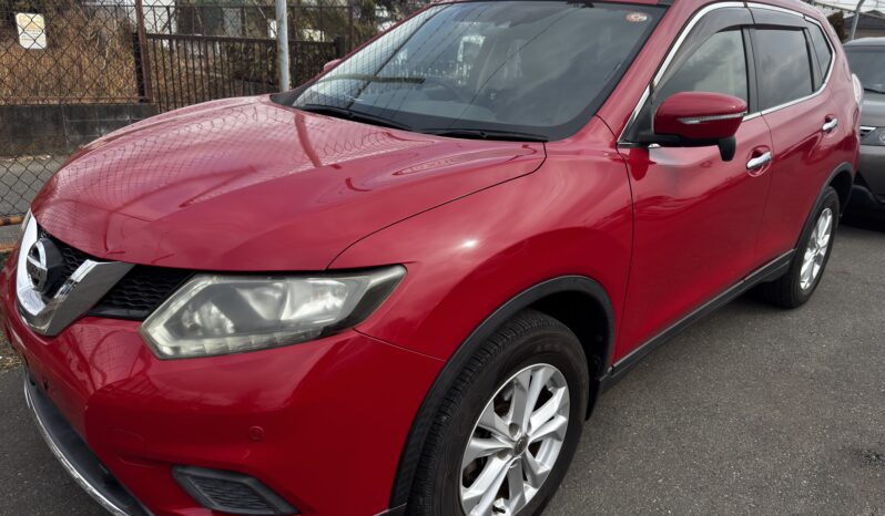 
2015 Nissan X-Trail 4X4 full									