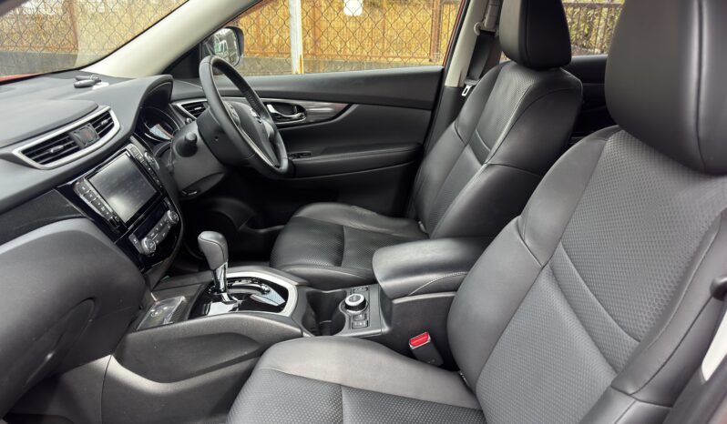 
2015 Nissan X-Trail 4X4 full									