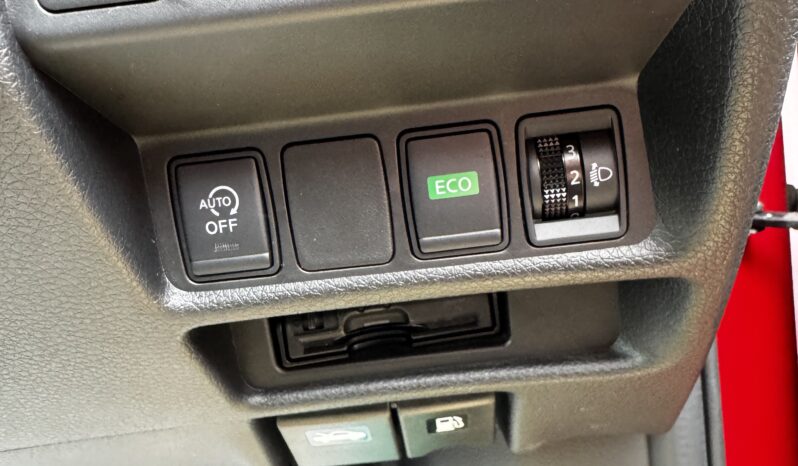 
2015 Nissan X-Trail 4X4 full									