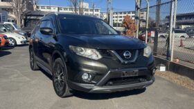 2015 Nissan X-Trail Hybrid