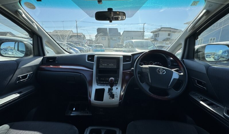 
2009 Toyota Vellfire full									