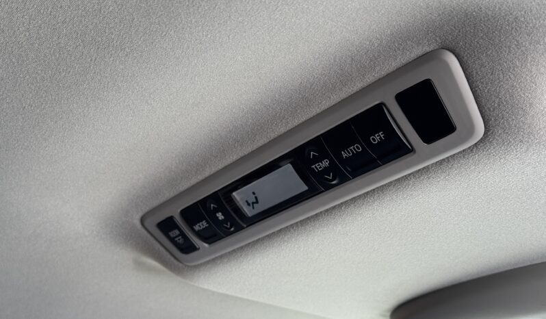 
2009 Toyota Vellfire full									