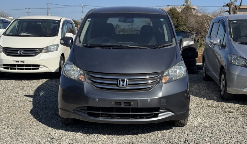 
2011 Honda Freed full									