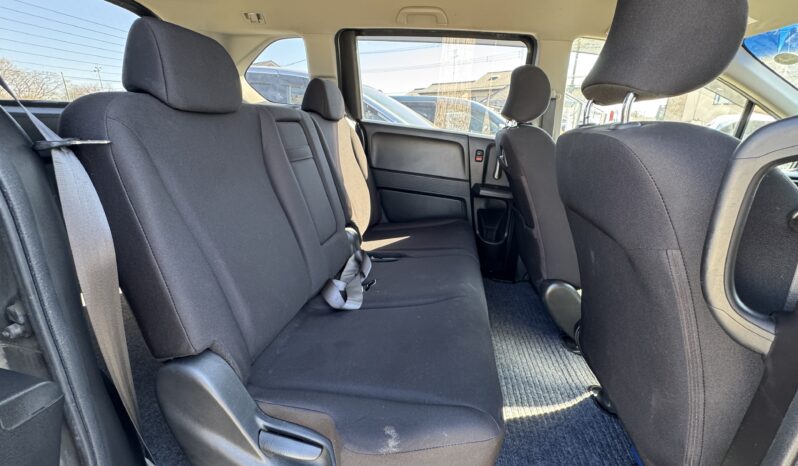 
2011 Honda Freed full									