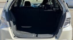 
2010 Honda Fit Hybrid full									