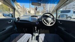 
2010 Honda Fit Hybrid full									