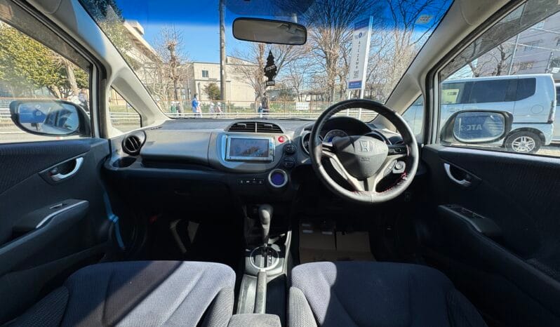 
2010 Honda Fit Hybrid full									