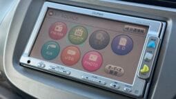 
2010 Honda Fit Hybrid full									