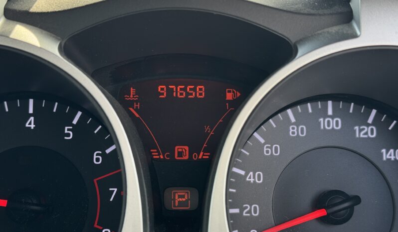 
2012 Nissan Juke full									