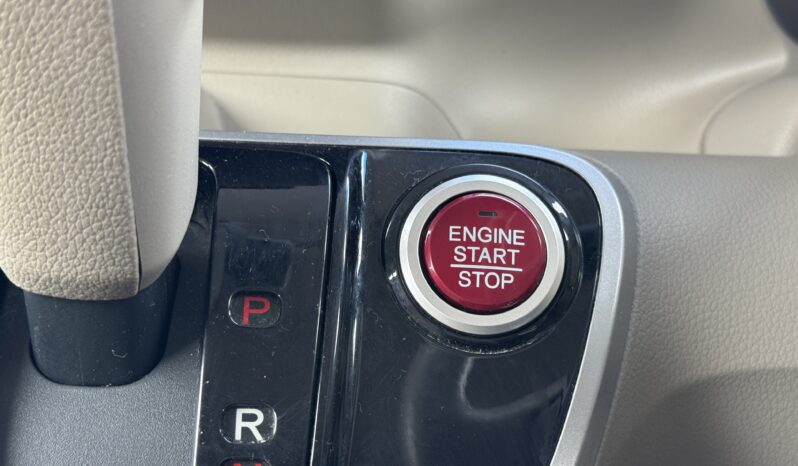 
2012 Honda N-Box Custom full									