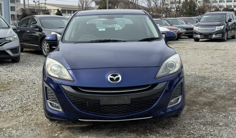 
2010 Mazda Axela full									