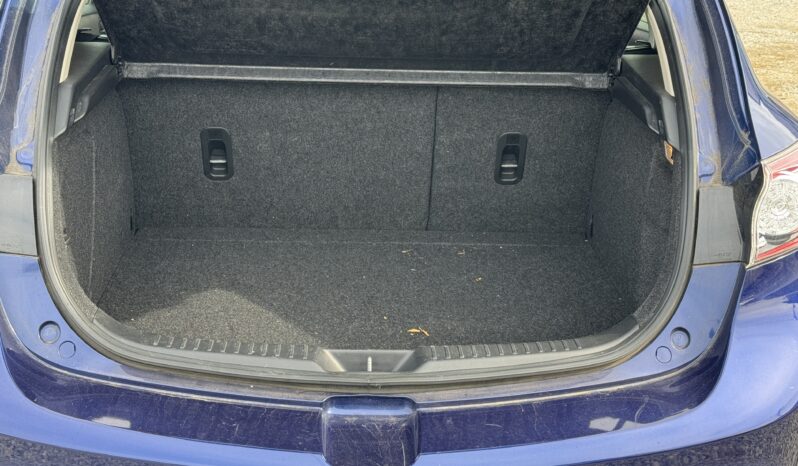 
2010 Mazda Axela full									