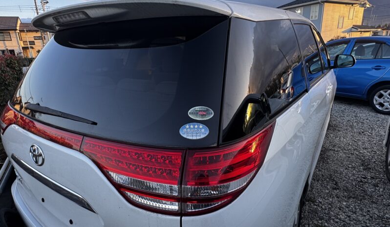 
2007 Toyota Estima full									