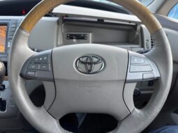 
2007 Toyota Estima full									