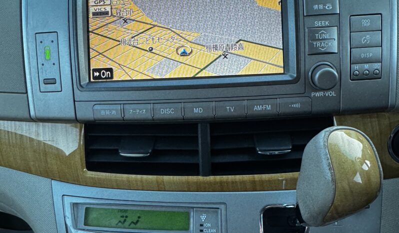 
2007 Toyota Estima full									