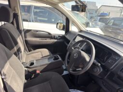 
2010 Nissan Serena full									