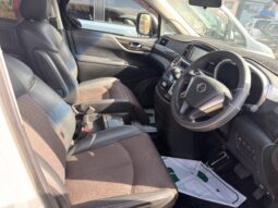 
2011 Nissan Elgrand full									