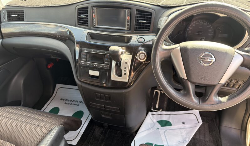 
2011 Nissan Elgrand full									