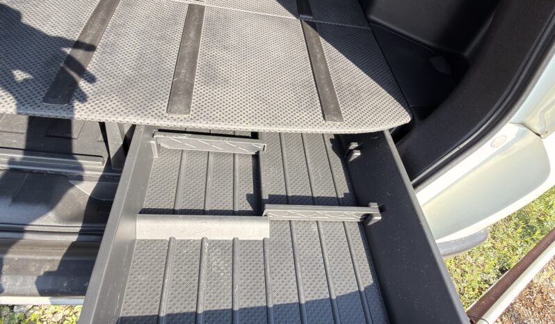 
2008 Nissan X-Trail full									