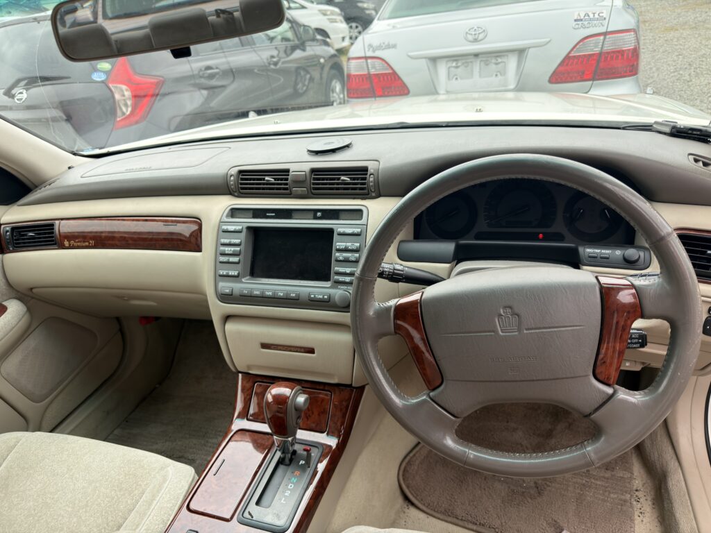 2001 Toyota Crown